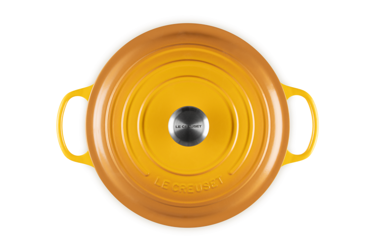 Le Creuset Cocotte rotonda Evolution in ghisa vetrificata con Coperchio,  diameter 24 cm, Ciliegia, 21177240602430 : : Casa e cucina