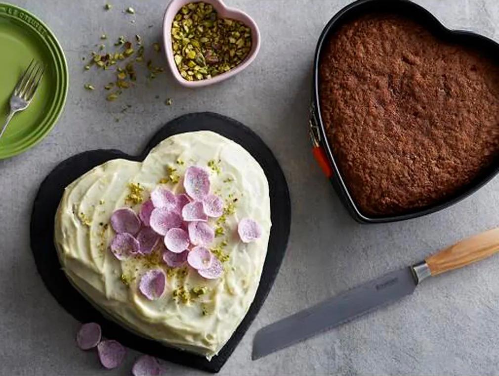 Torta della passione con glassa al limone